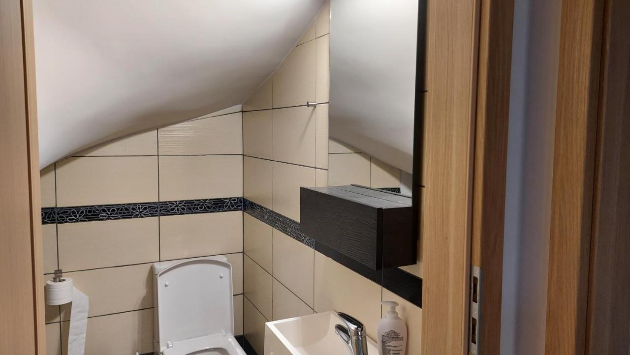 Gianni & Sophia Airport House Apartment อาร์เตมีดา ภายนอก รูปภาพ